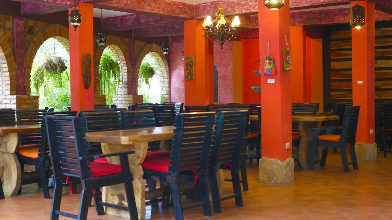 Hotel Ciudad Blanca Copan ภายนอก รูปภาพ