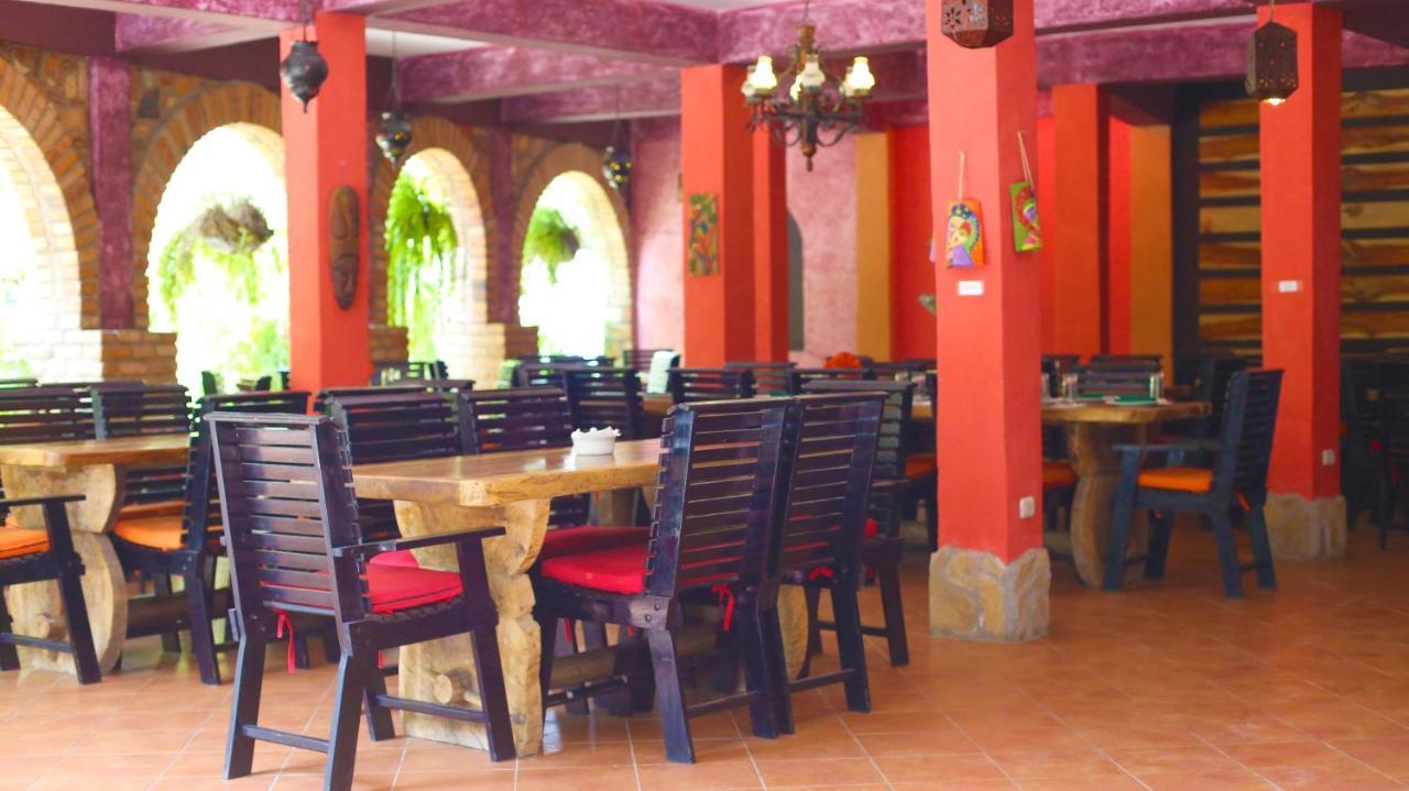 Hotel Ciudad Blanca Copan ภายนอก รูปภาพ
